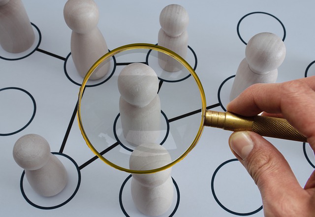 Best Marketing Strategies for B2B Manufacturing Agency Prioritize Market Research