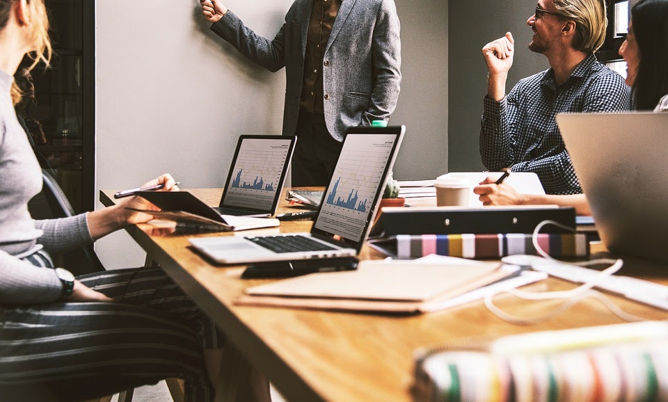 How to Choose The Best Accounting Services? Discussion on how to improve cash flow one of the advantages of hiring an accountant